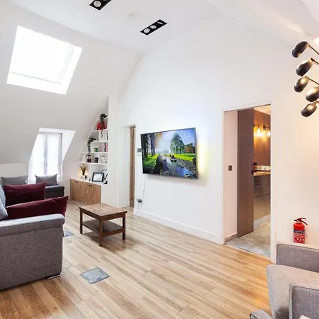 Suite Appart Place Versepuy Chantilly Exterior photo